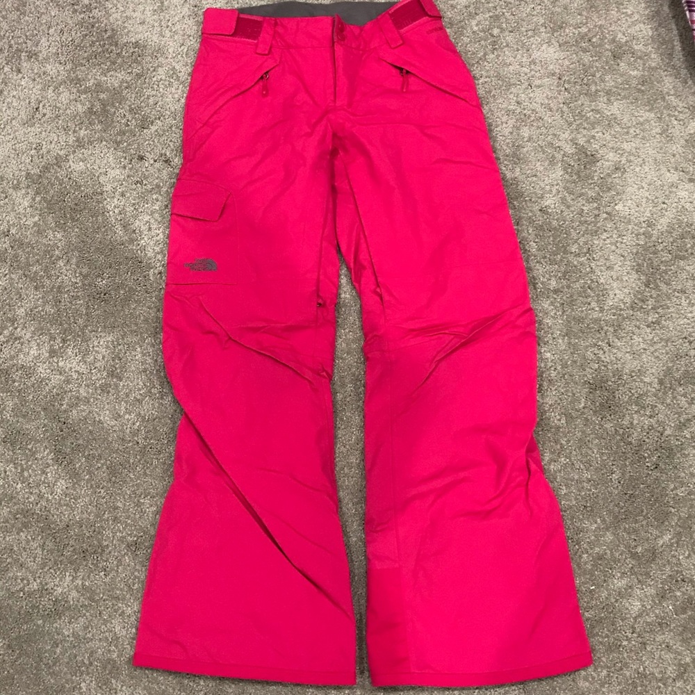 Women’s NorthFace snow pants